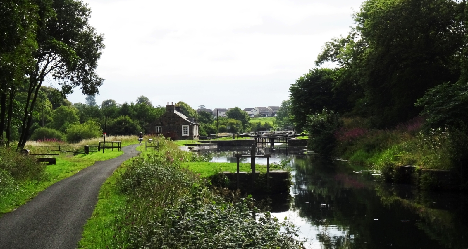 S4 Forth Clyde Canal before Wheel