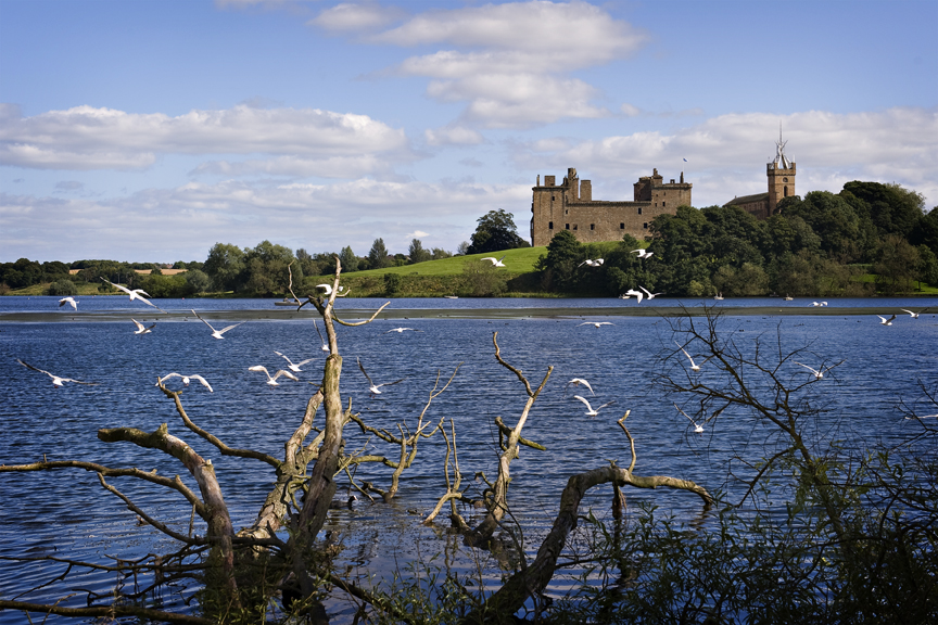 S5 Linlithgow loch