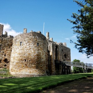 S9 Dirleton castle 2